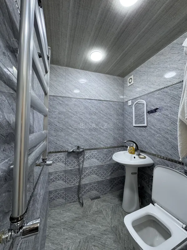 Kirayə verilir 2 otaqlı mənzil 50 m²