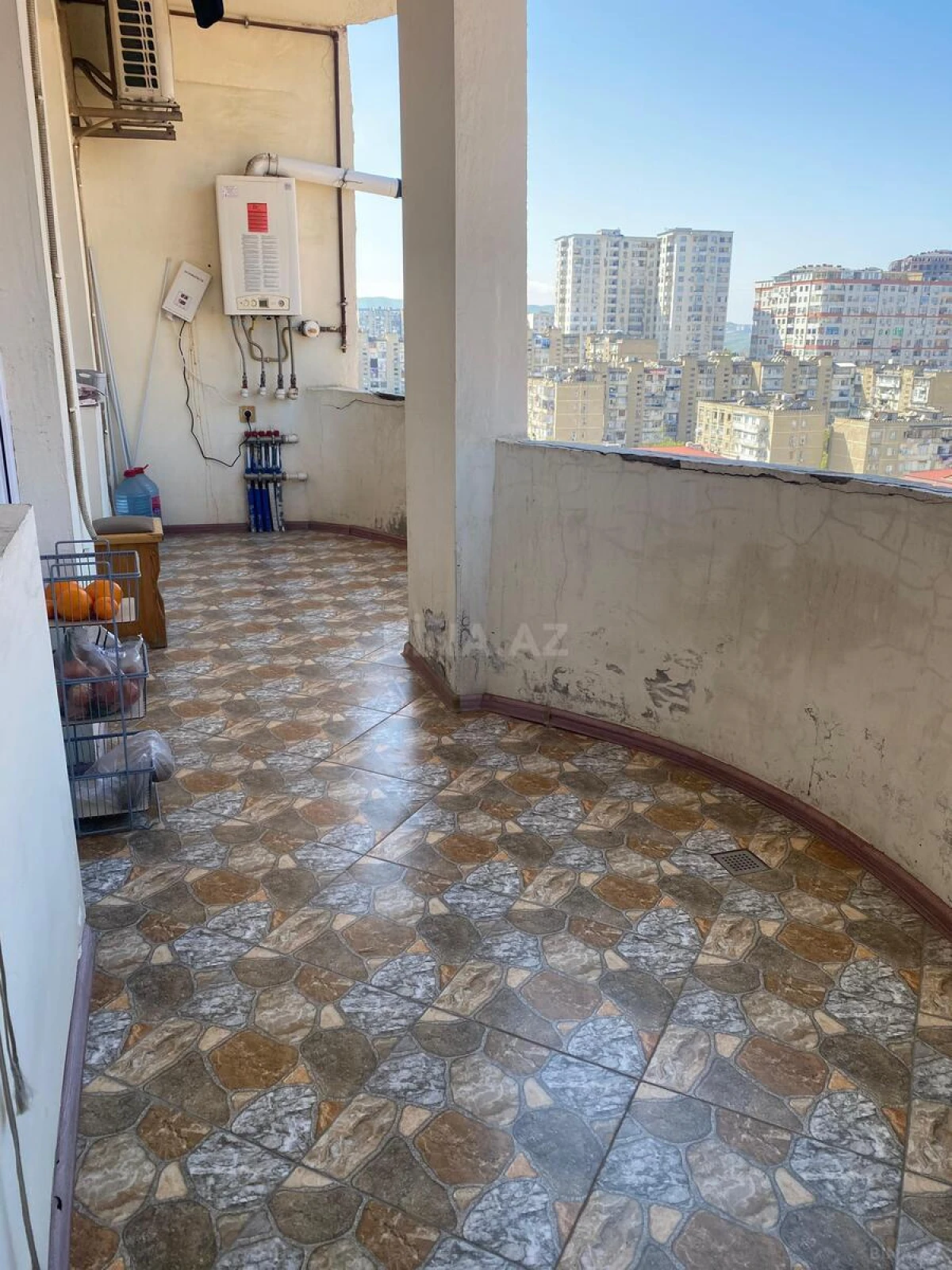 Satılır 2 otaqlı mənzil 78 m²