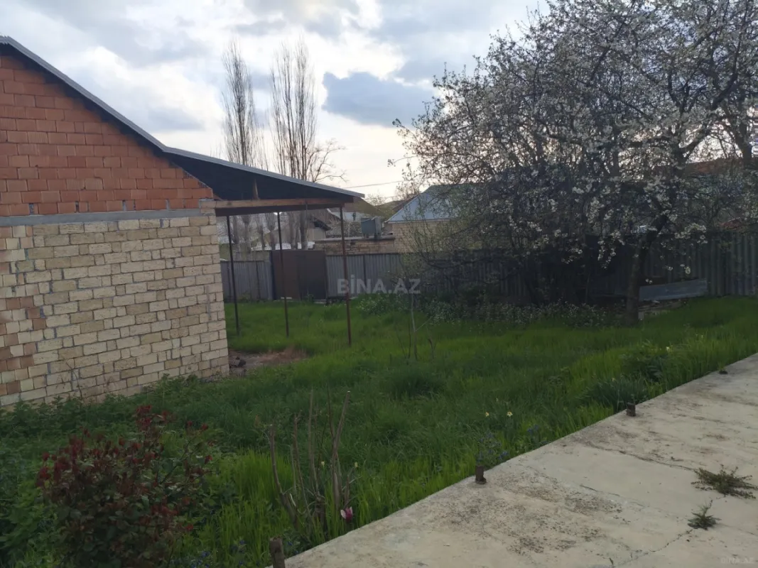 Satılır 5 otaqlı həyət evi 65.2 m²