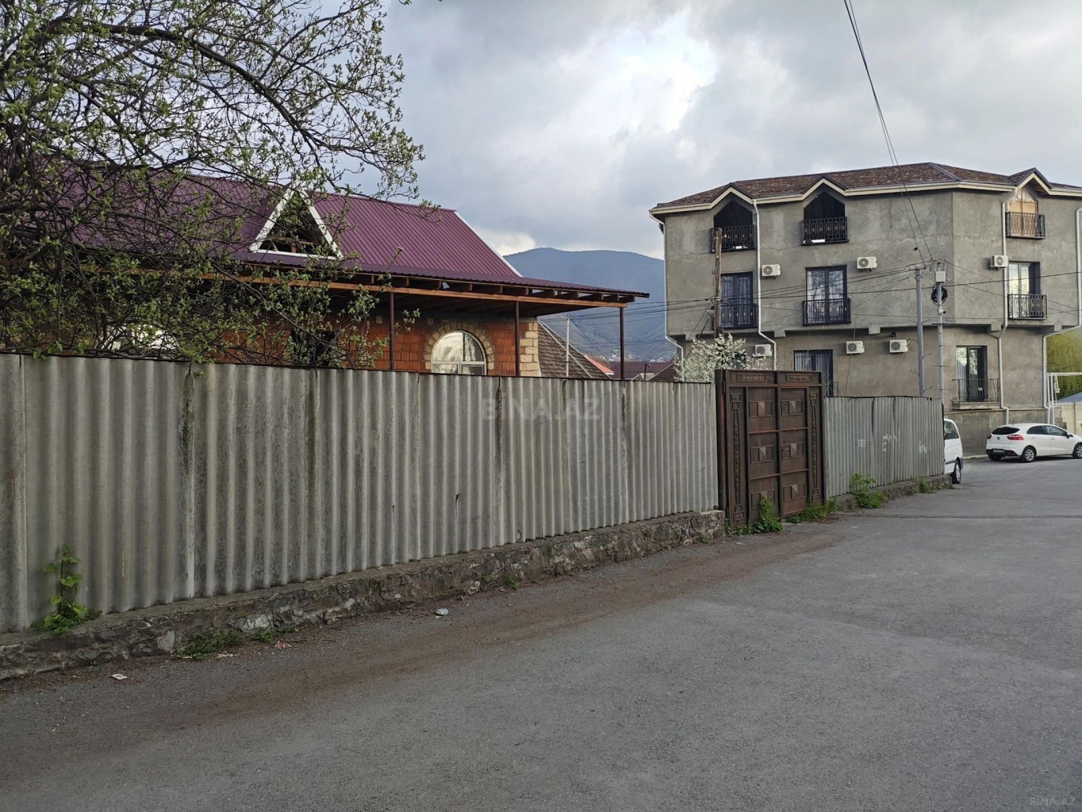Satılır 5 otaqlı həyət evi 65.2 m²