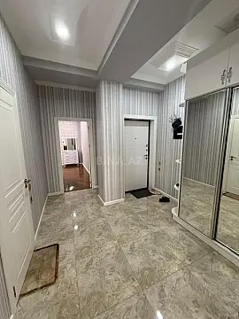 Satılır 2 otaqlı mənzil 90 m²