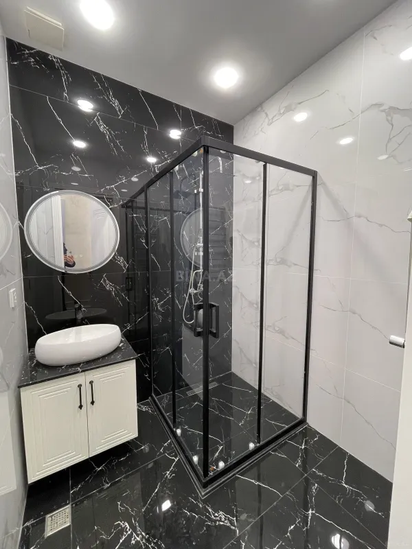 Satılır 3 otaqlı mənzil 105 m²