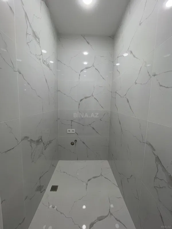 Satılır 3 otaqlı mənzil 105 m²