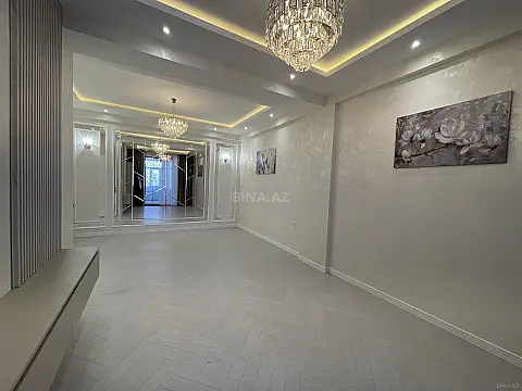 Satılır 3 otaqlı mənzil 105 m²