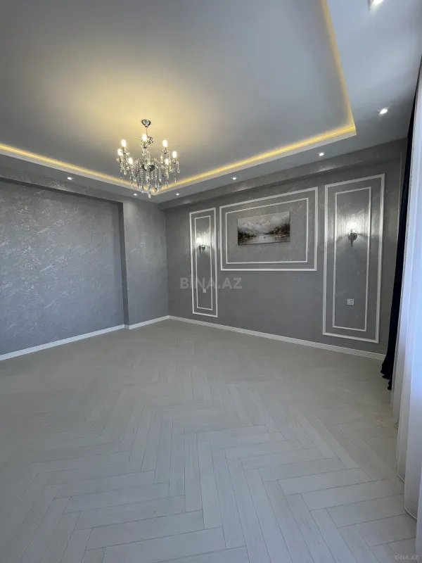 Satılır 3 otaqlı mənzil 105 m²