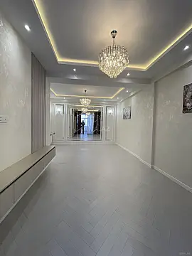 Satılır 3 otaqlı mənzil 105 m²