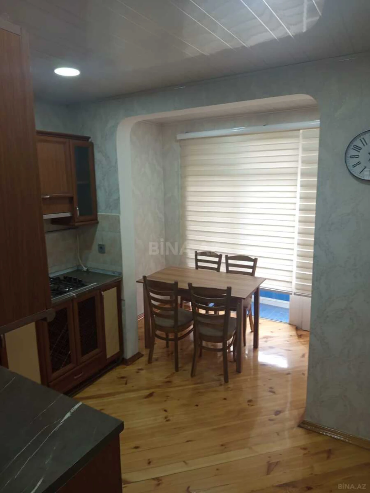 Kirayə verilir 2 otaqlı mənzil 60 m²