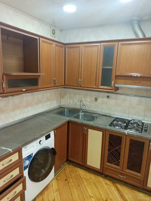 Kirayə verilir 2 otaqlı mənzil 60 m²