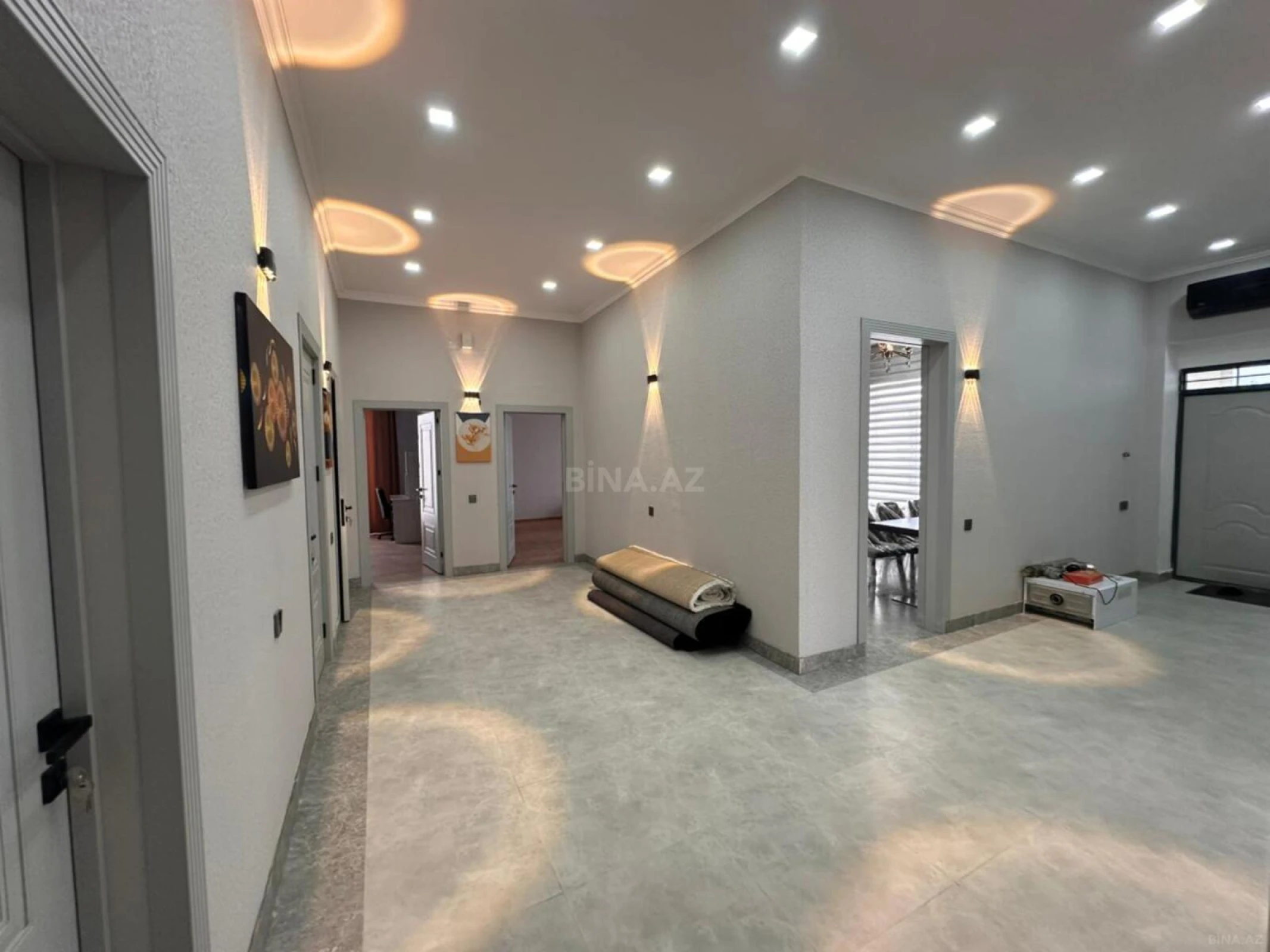 Satılır 5 otaqlı həyət evi 190 m²