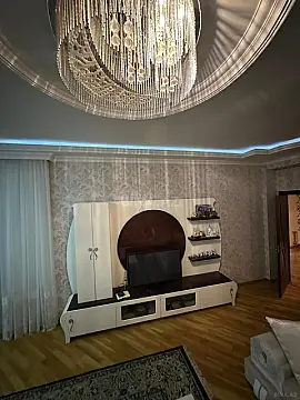 Satılır 3 otaqlı mənzil 142 m²