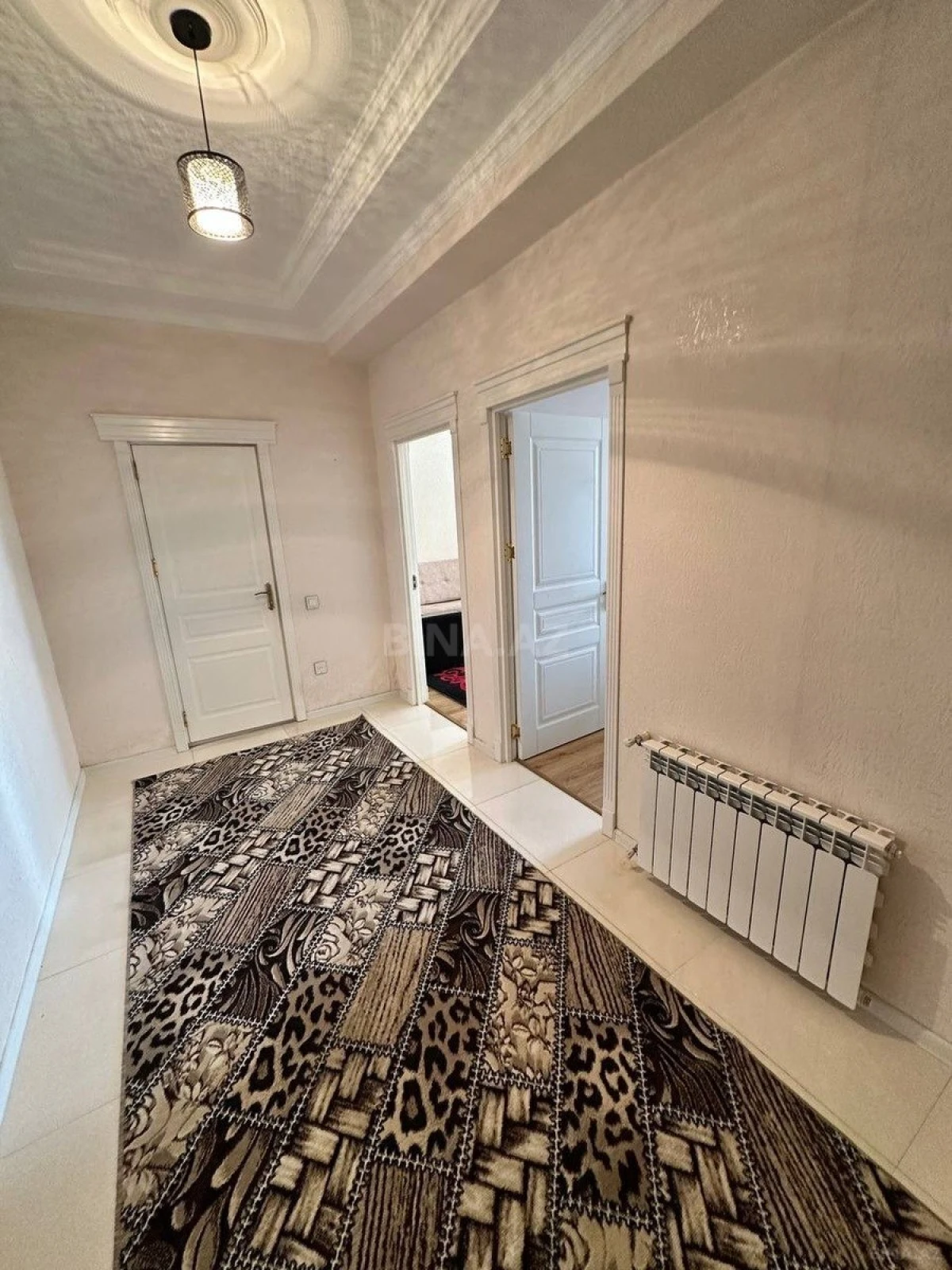 Kirayə verilir 1 otaqlı mənzil 55 m²
