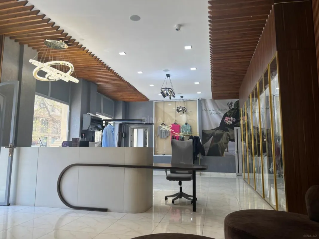 Satılır obyekt 174 m²