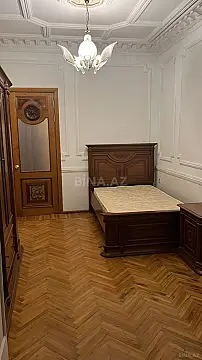 Kirayə verilir 3 otaqlı mənzil 90 m²