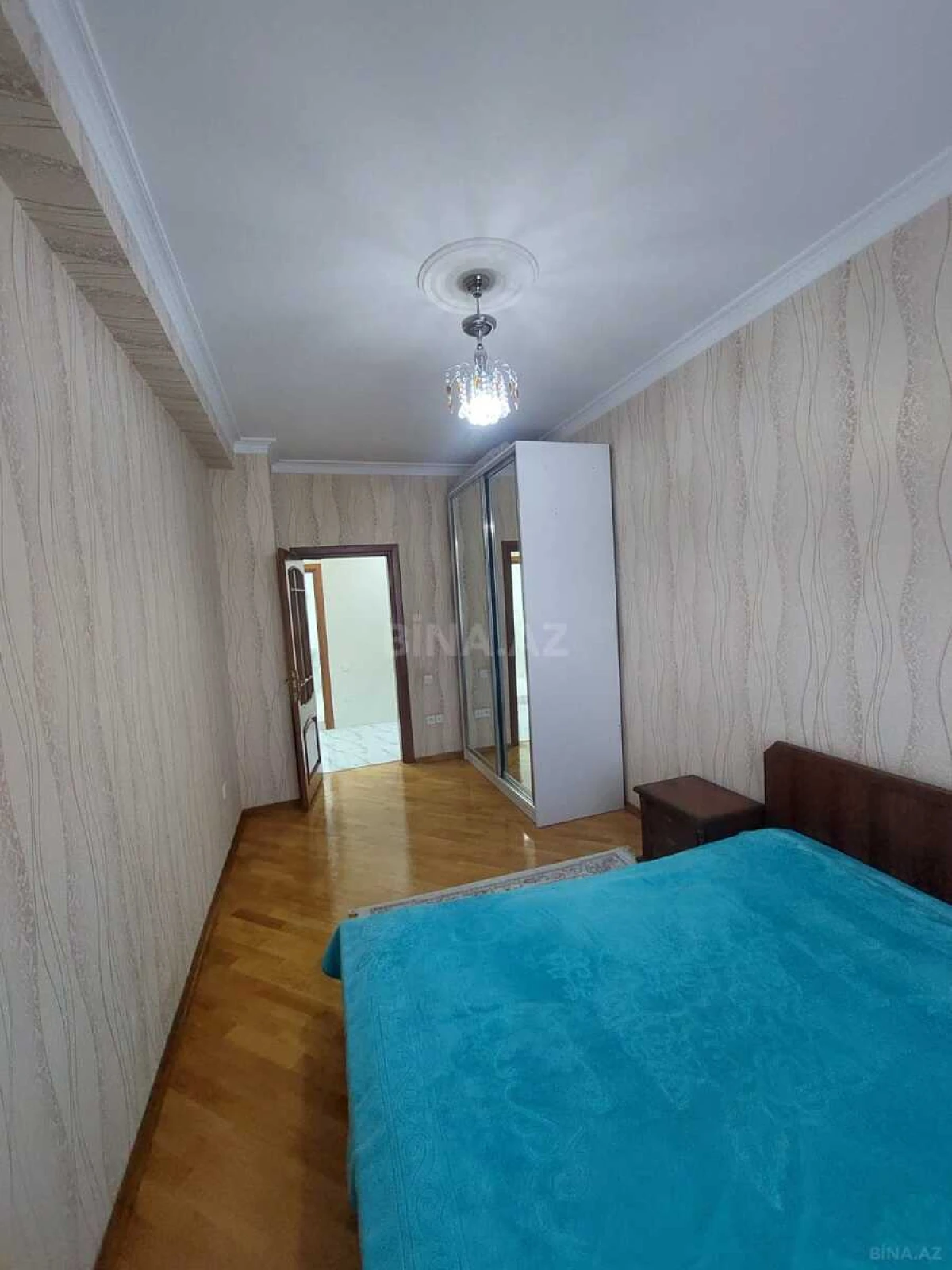 Kirayə verilir 3 otaqlı mənzil 110 m²