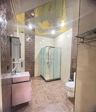 Satılır 4 otaqlı mənzil 170 m²