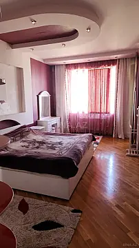 Kirayə verilir 3 otaqlı mənzil 140 m²