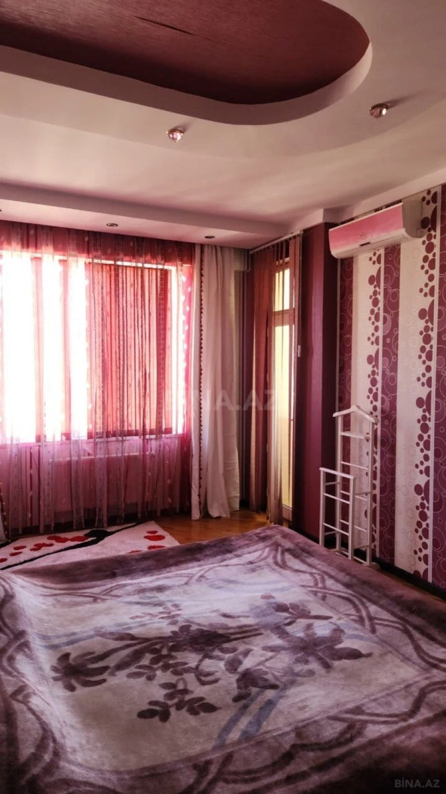 Kirayə verilir 3 otaqlı mənzil 140 m²