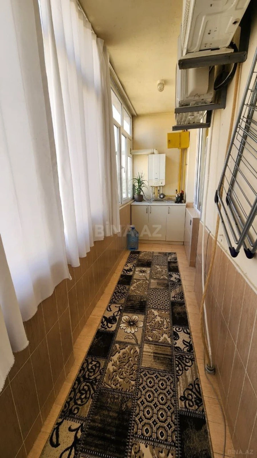Kirayə verilir 3 otaqlı mənzil 140 m²