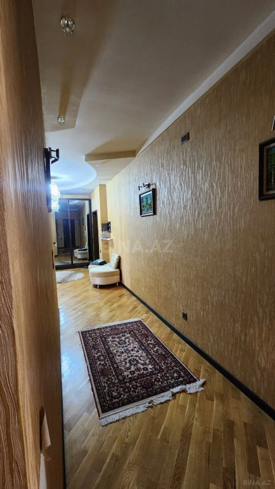 Kirayə verilir 3 otaqlı mənzil 140 m²