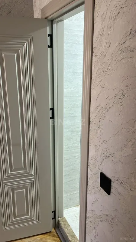 Satılır 3 otaqlı mənzil 112 m²