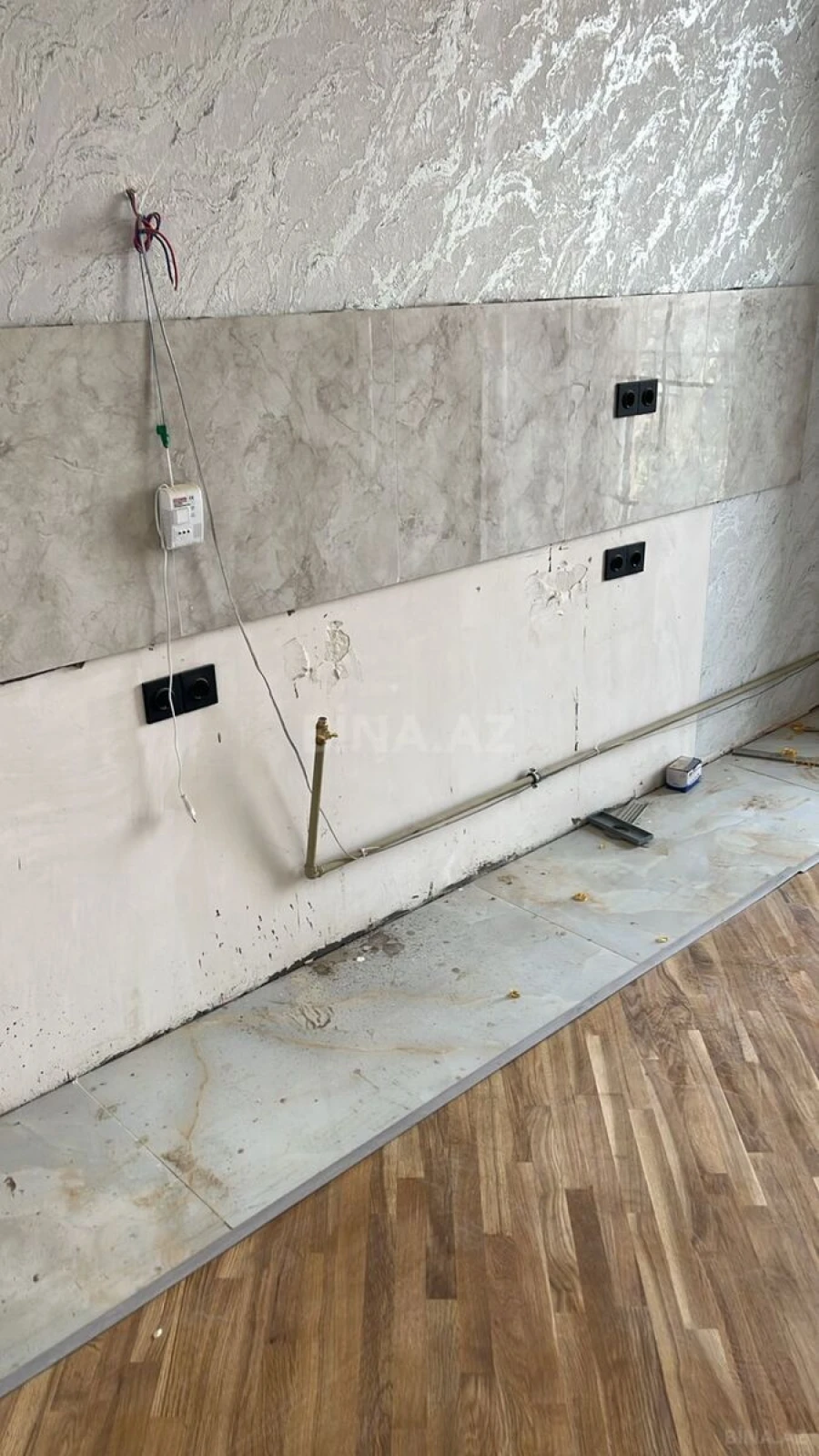 Satılır 3 otaqlı mənzil 112 m²