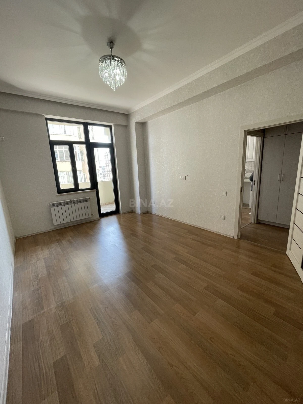 Kirayə verilir 2 otaqlı mənzil 80 m²