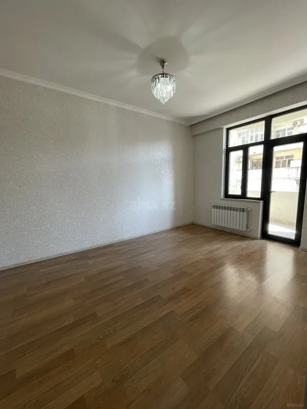 Kirayə verilir 2 otaqlı mənzil 80 m²