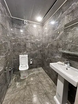 Kirayə verilir 2 otaqlı mənzil 80 m²