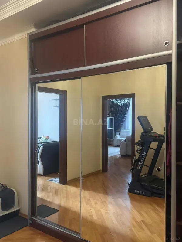 Satılır 3 otaqlı mənzil 120 m²
