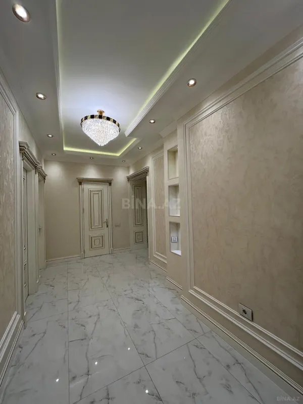 Kirayə verilir 3 otaqlı mənzil 103 m²