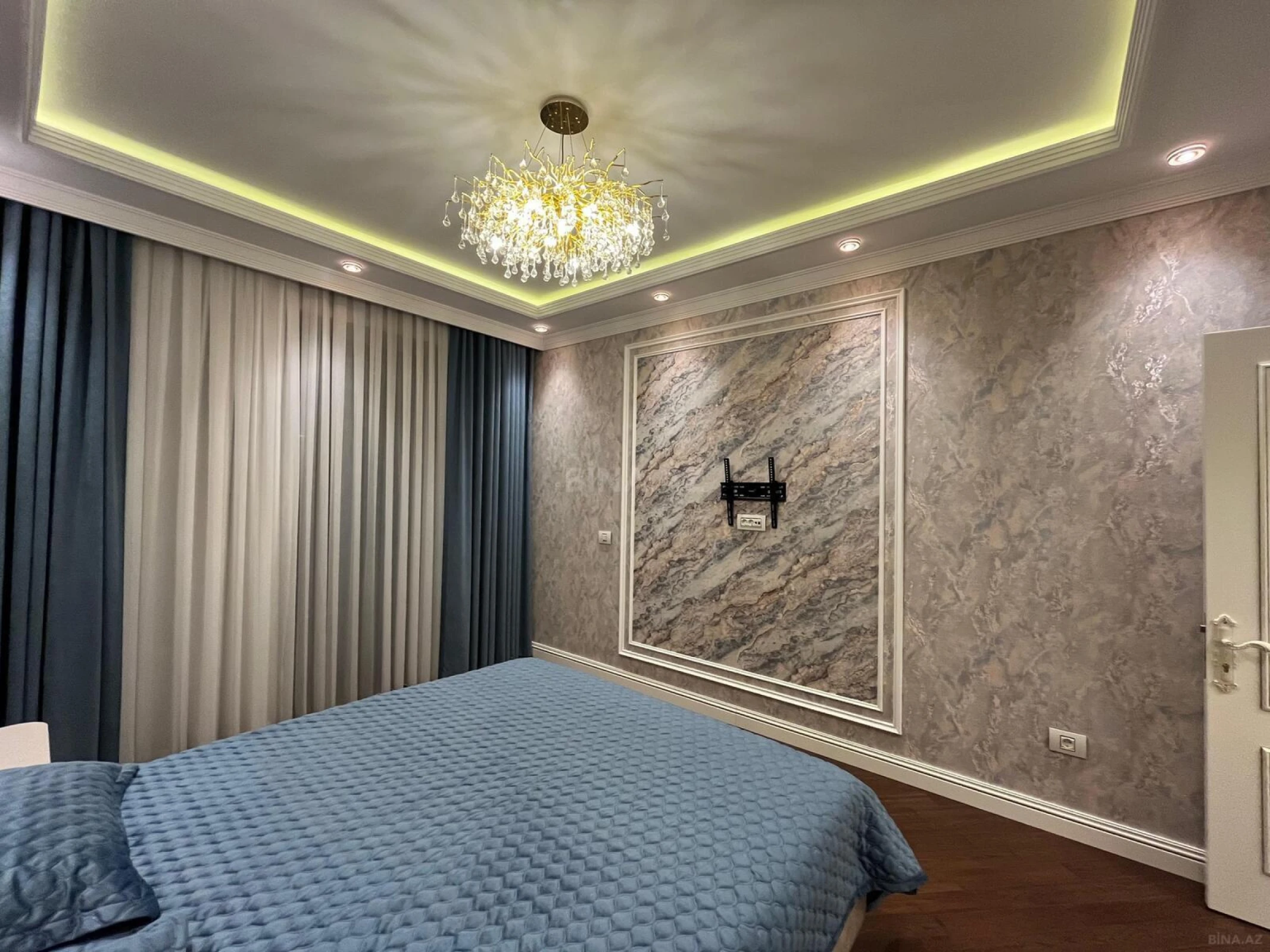 Kirayə verilir 3 otaqlı mənzil 103 m²