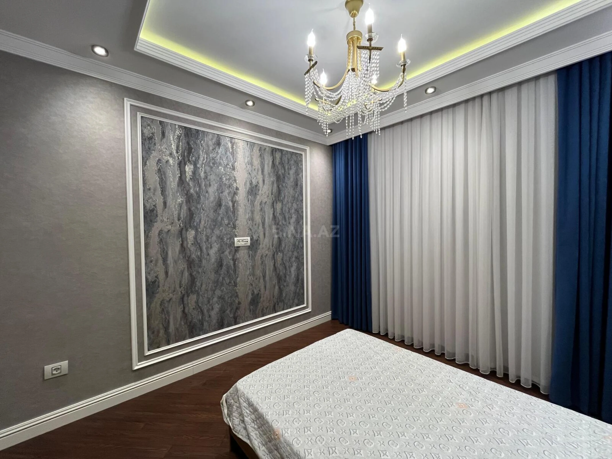 Kirayə verilir 3 otaqlı mənzil 103 m²