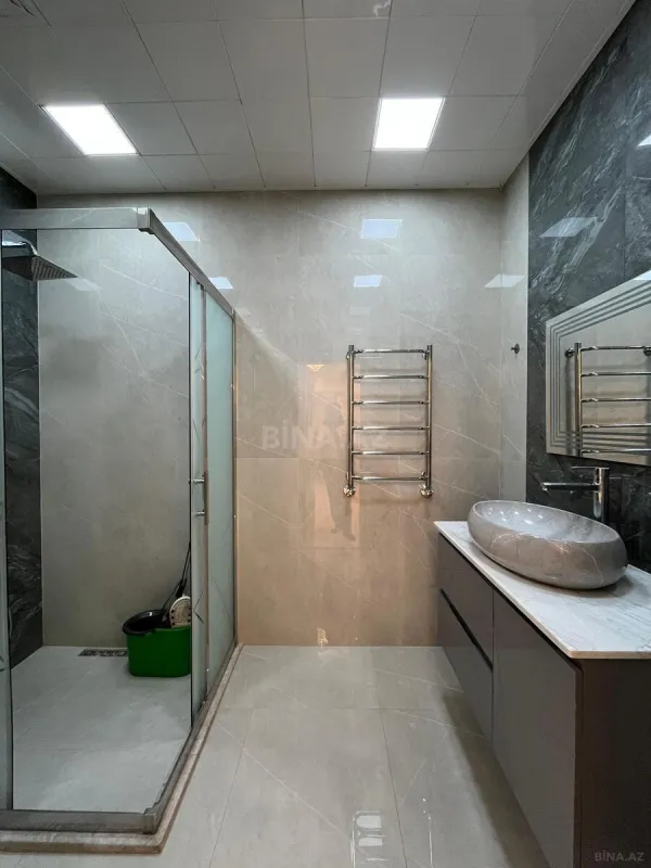 Kirayə verilir 3 otaqlı mənzil 103 m²