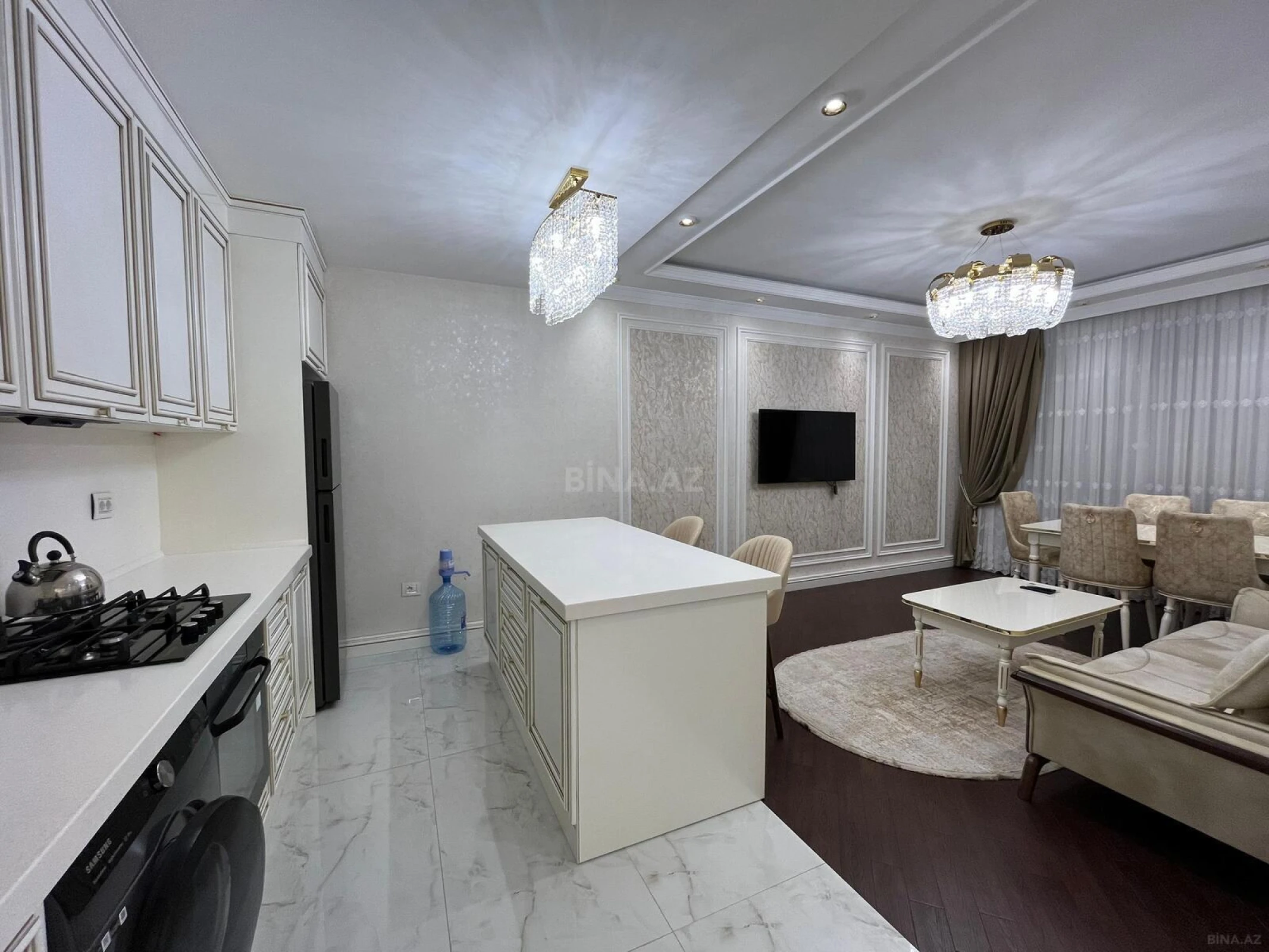 Kirayə verilir 3 otaqlı mənzil 103 m²