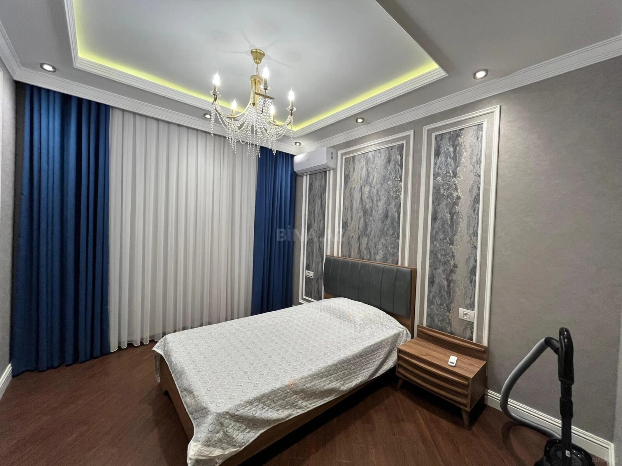 Kirayə verilir 3 otaqlı mənzil 103 m²