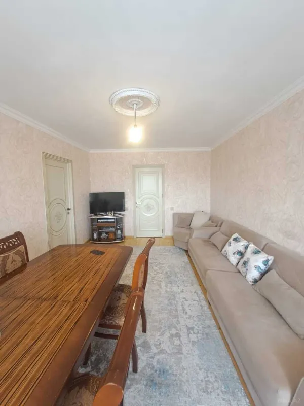 Satılır 3 otaqlı mənzil 75 m²