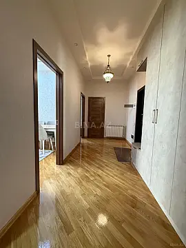 Kirayə verilir 2 otaqlı mənzil 80 m²
