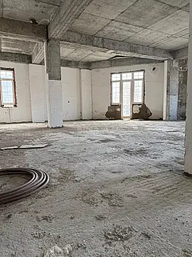 Satılır 3 otaqlı mənzil 150 m²