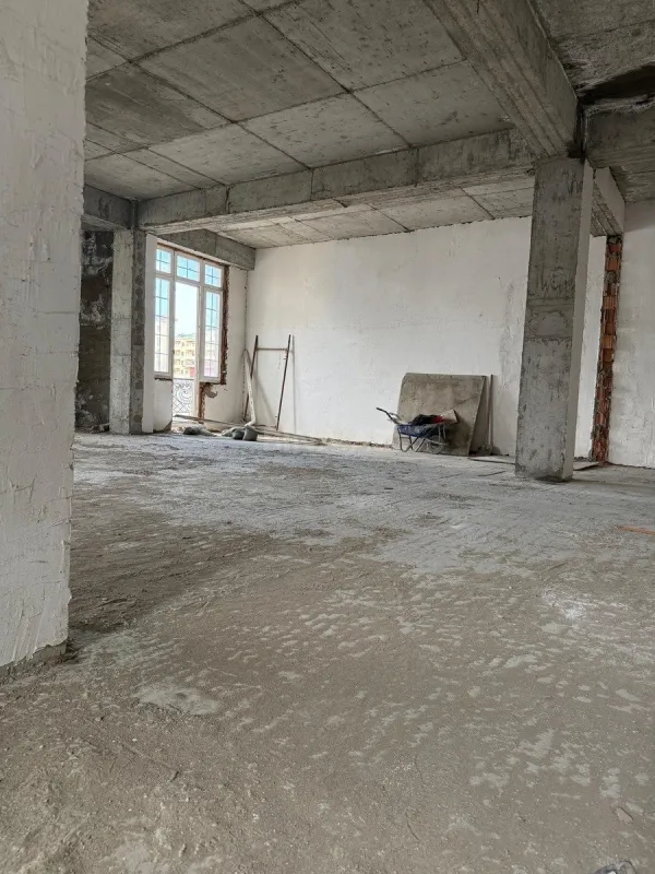Satılır 3 otaqlı mənzil 150 m²