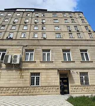 Satılır 3 otaqlı mənzil 150 m² — Bakı, Nərimanov 3 otaq 150.00 m²