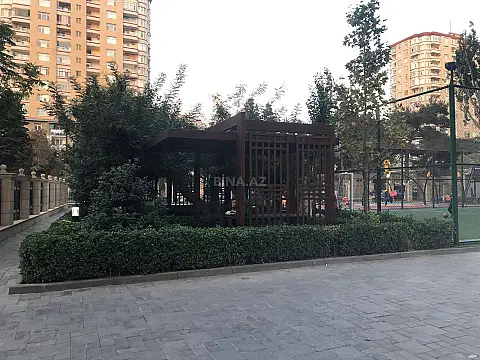 Kirayə verilir 3 otaqlı mənzil 84 m²