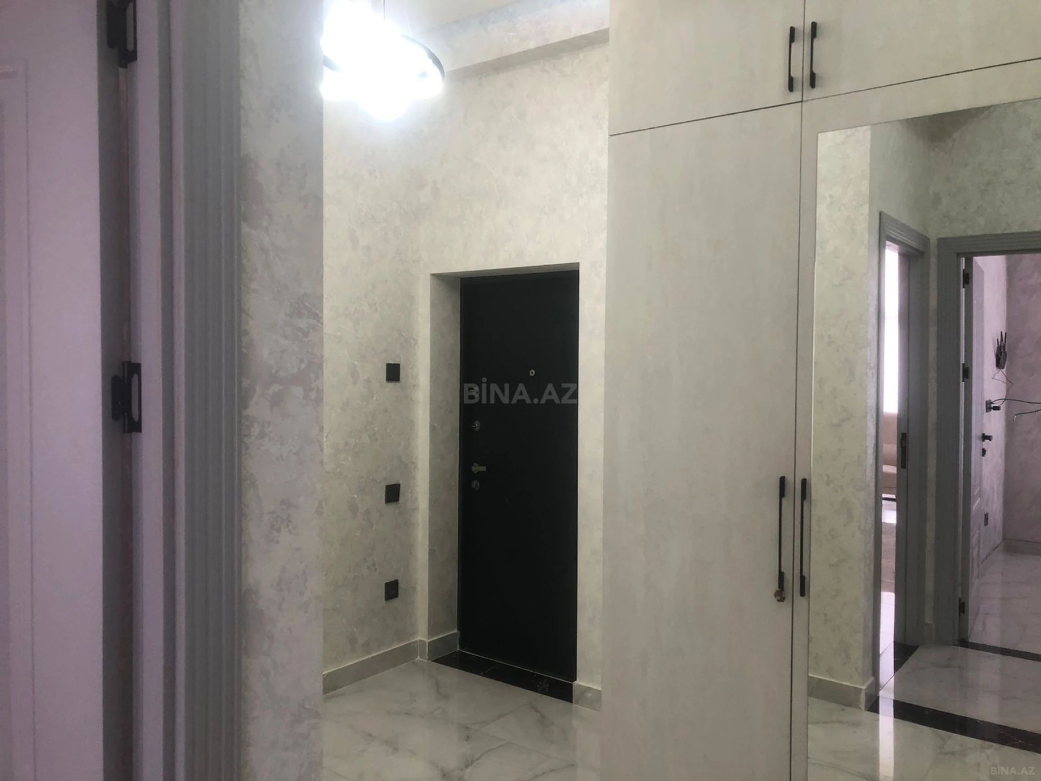 Kirayə verilir 3 otaqlı mənzil 84 m²