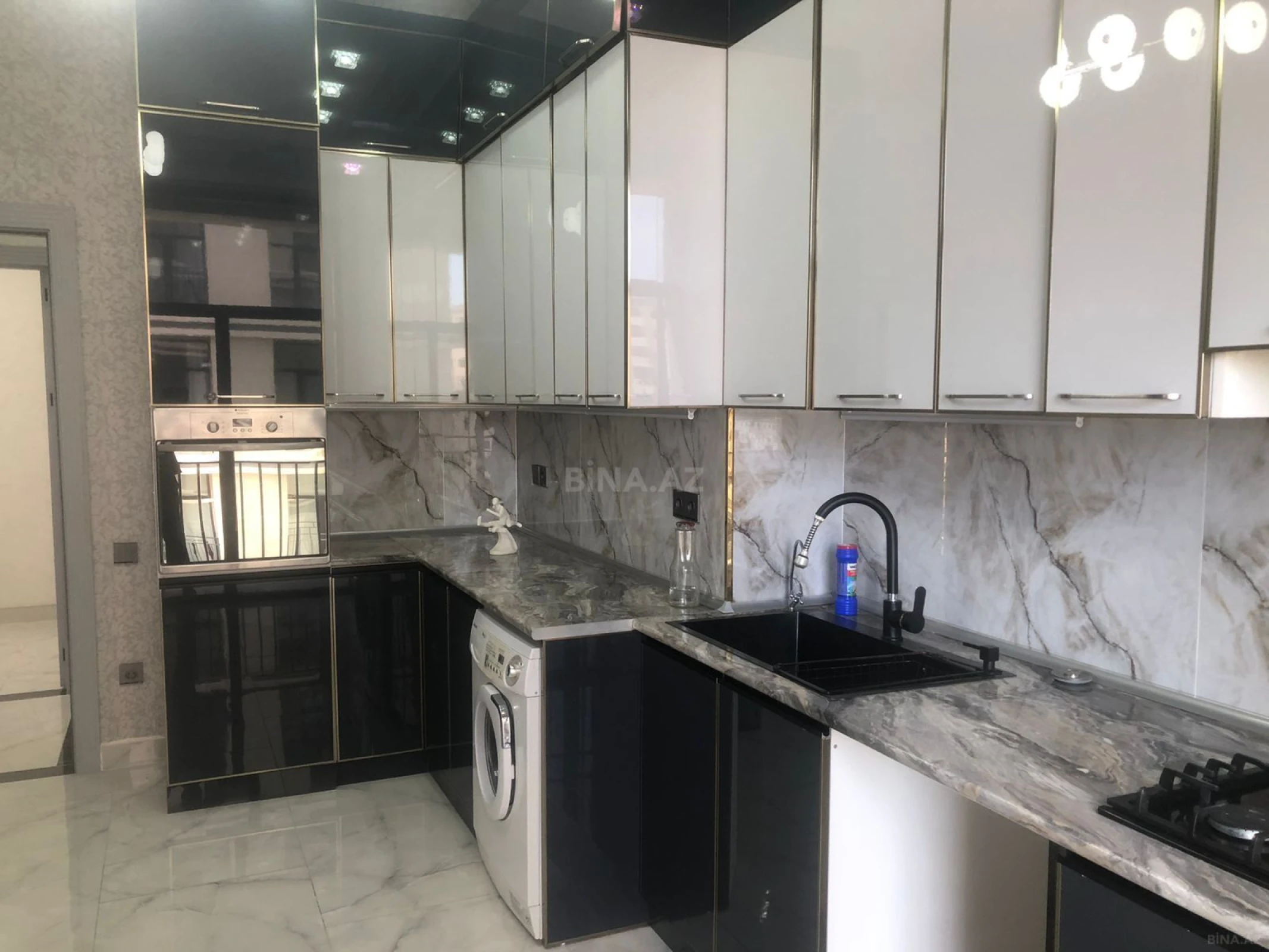 Kirayə verilir 3 otaqlı mənzil 84 m²