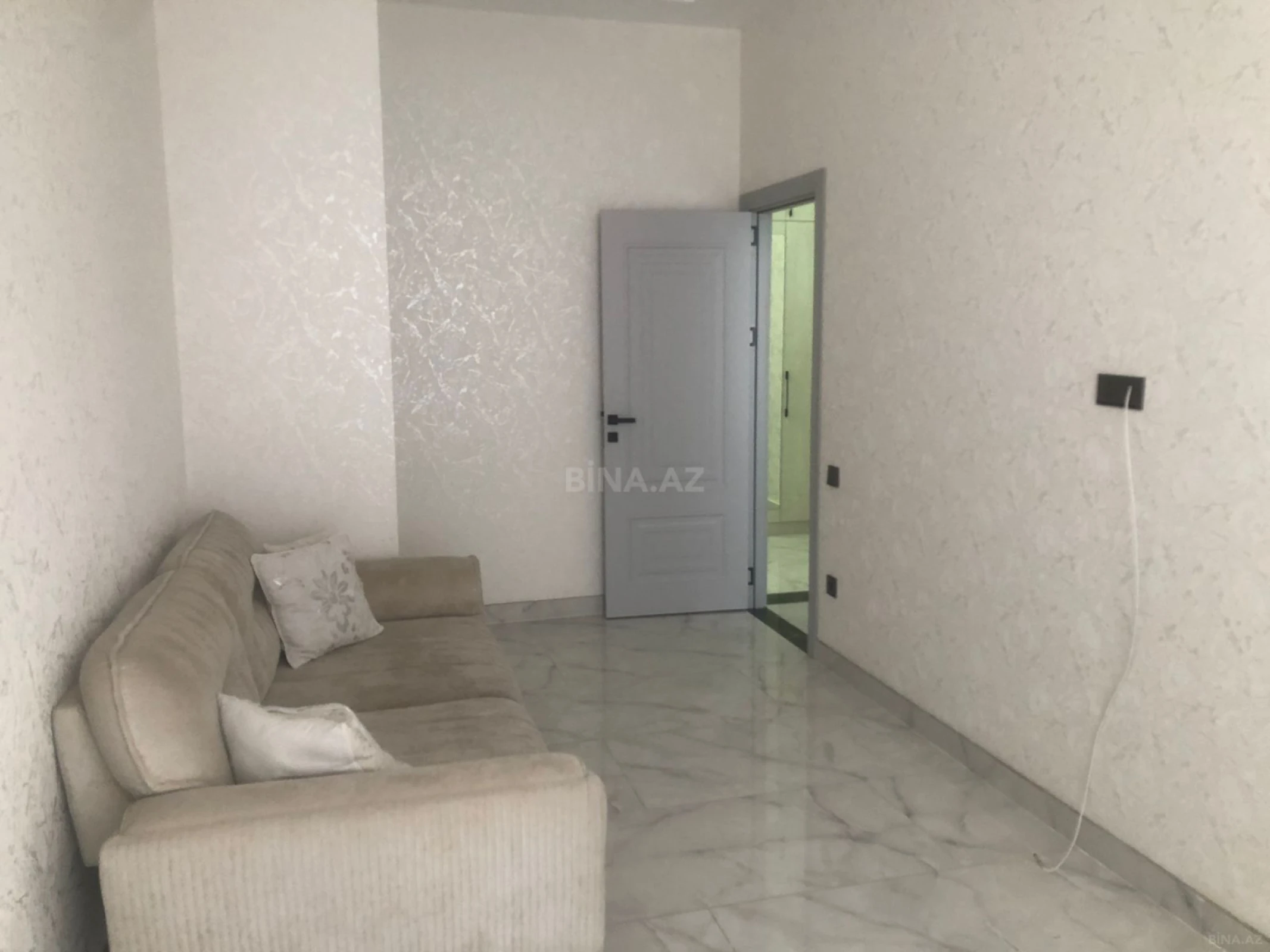 Kirayə verilir 3 otaqlı mənzil 84 m²