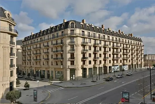 Satılır obyekt 122 m² — Bakı 122.00 m²