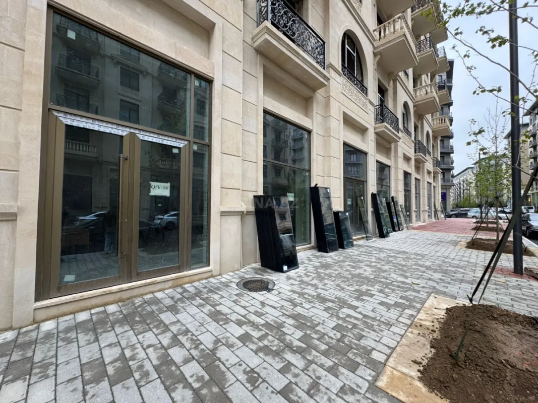 Satılır obyekt 122 m²