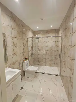 Satılır 2 otaqlı mənzil 101 m²