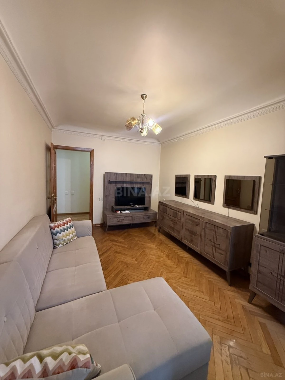 Satılır 3 otaqlı mənzil 75 m²