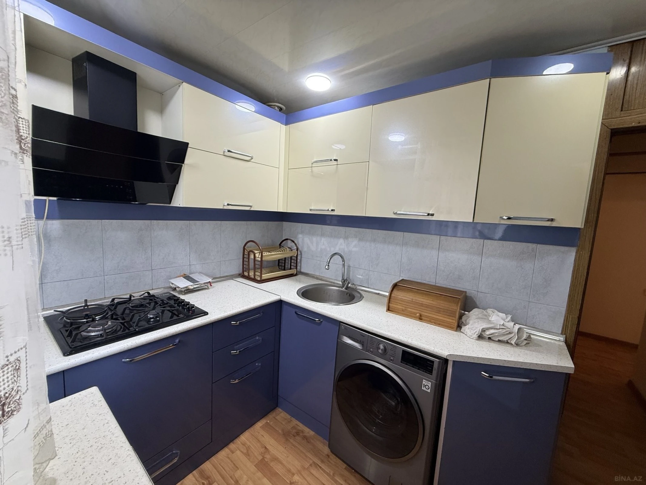 Satılır 3 otaqlı mənzil 75 m²