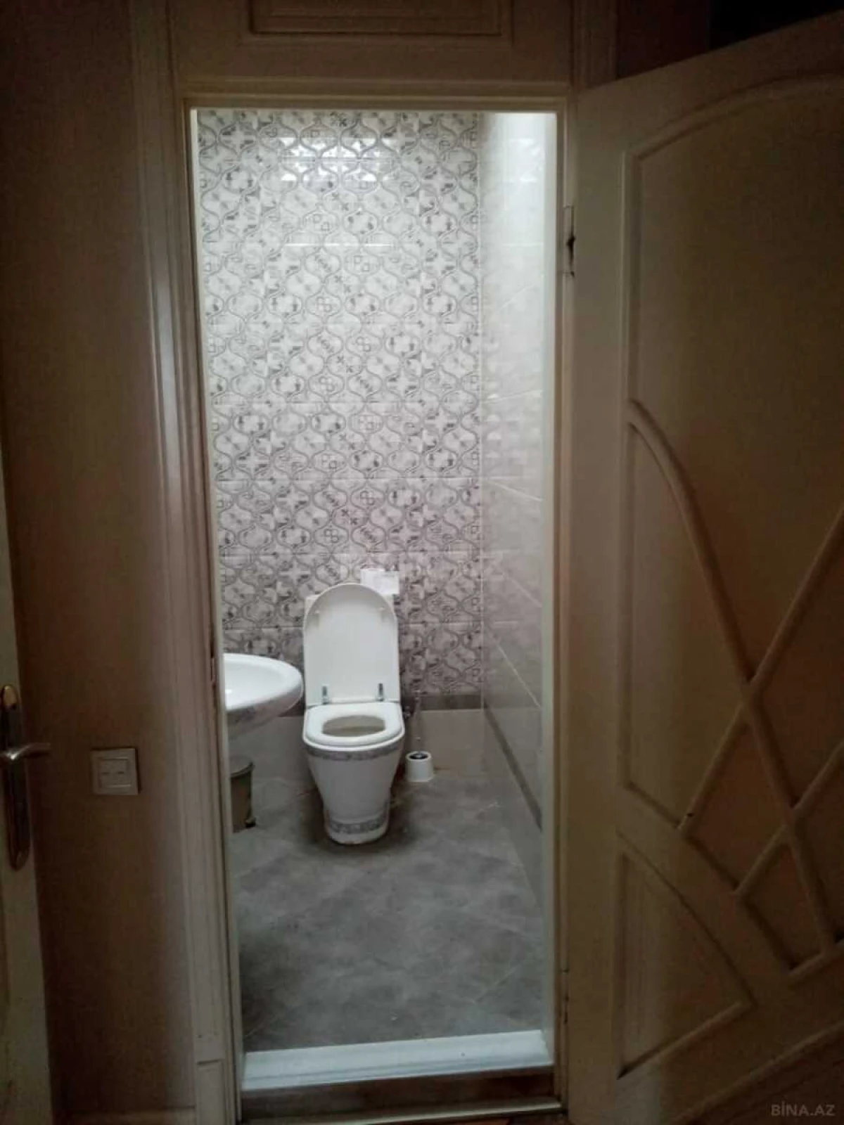 Kirayə verilir 2 otaqlı mənzil 110 m²